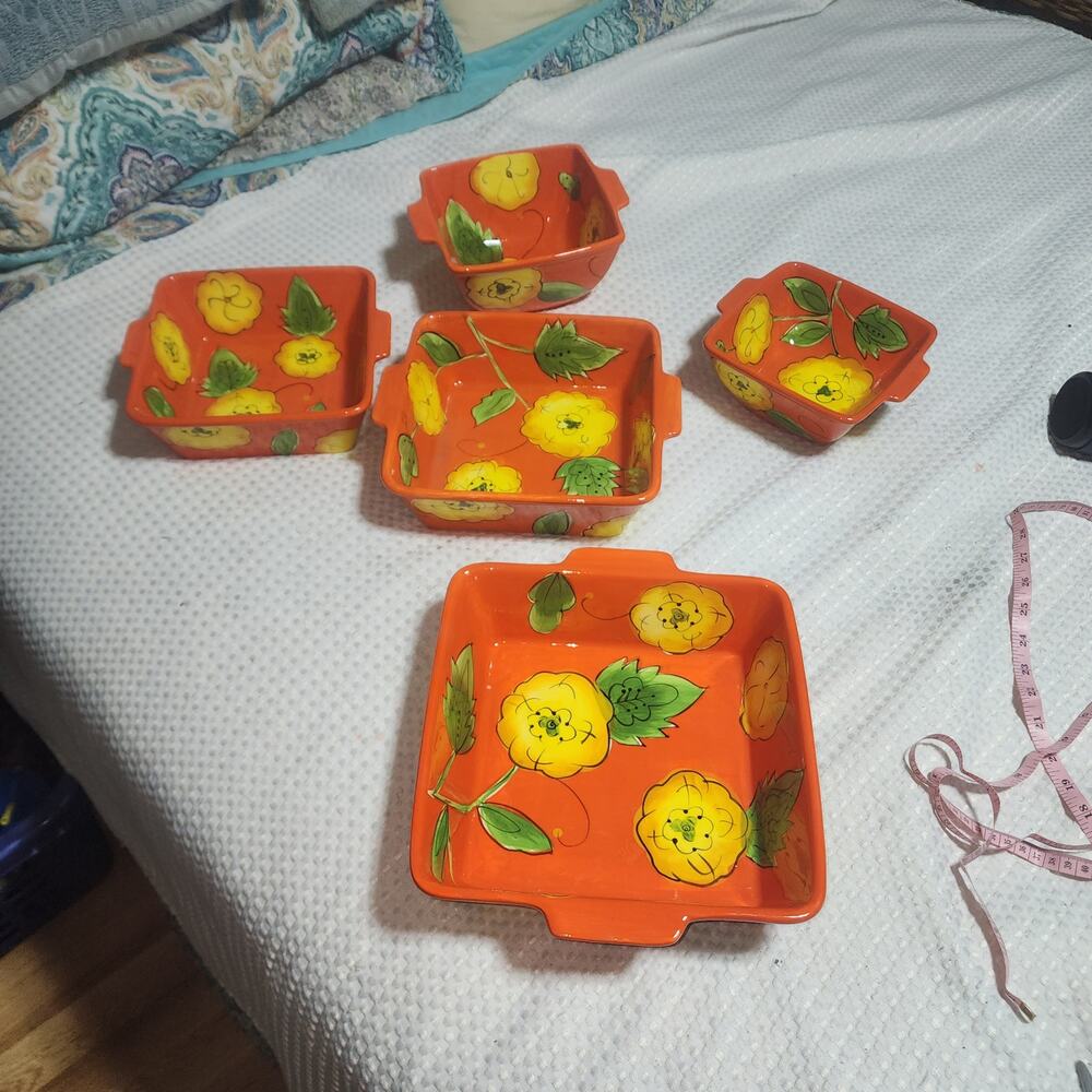 TEMP-TATIONS EUC 5 PIECE TARA POPPY PASSIONS CASSAROLE DISHES BOWLS